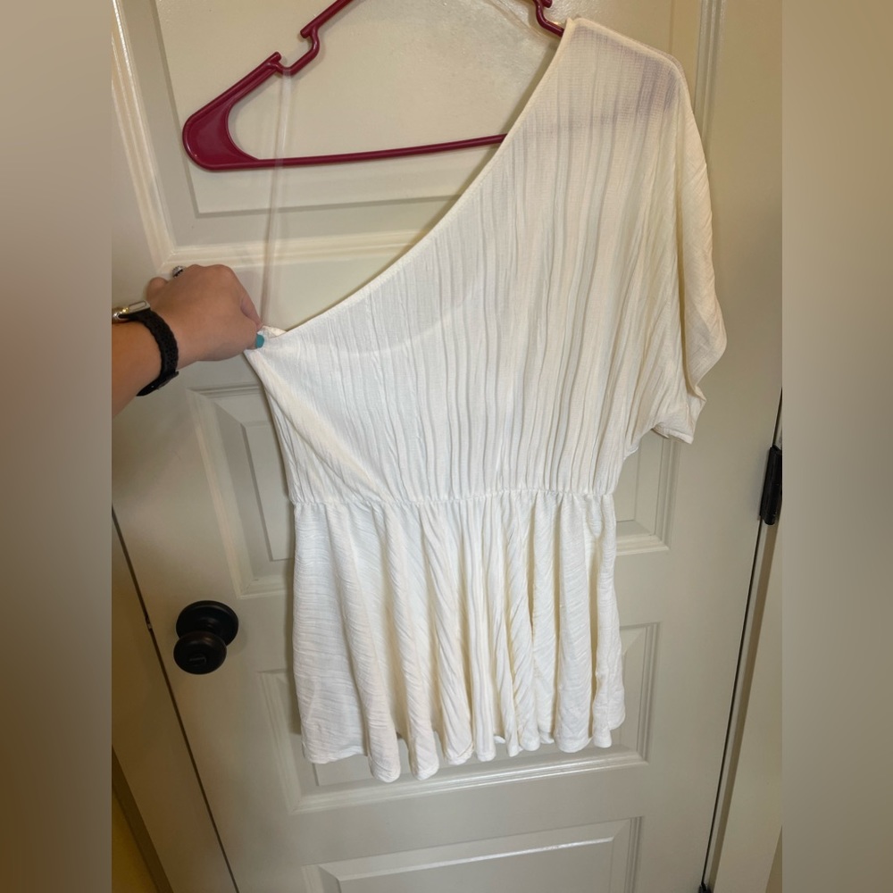 One Shoulder Top